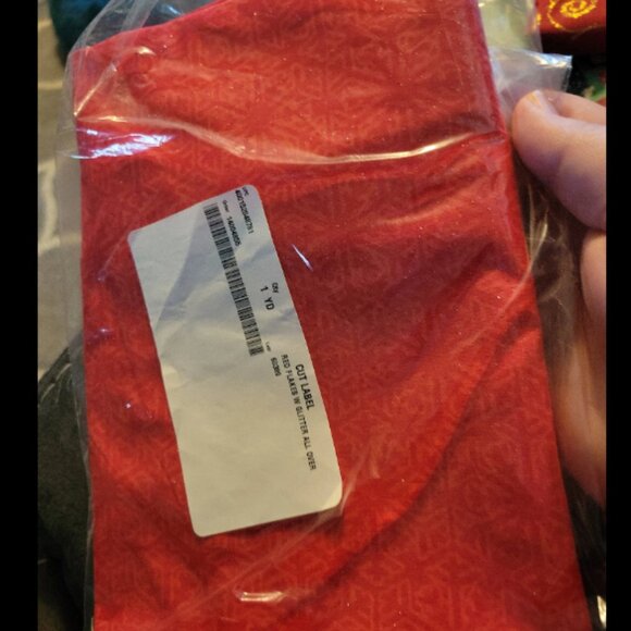 Other - 1 yard red snowflakes with glitter. Fabric